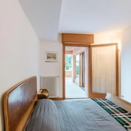 Apartmán La Caletta Apartment- Panoramic Pool & Box Auto