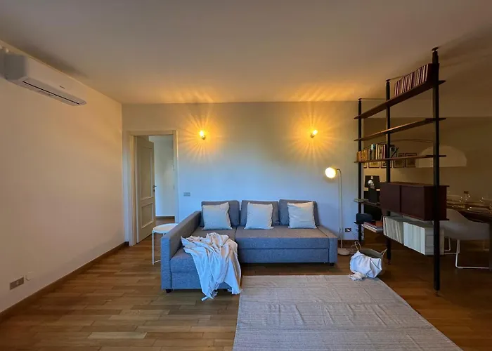 La Caletta Apartment- Panoramic Pool & Box Auto 布里维奥