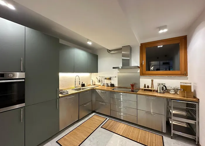 La Caletta Apartment- Panoramic Pool & Box Auto Daire Blevio